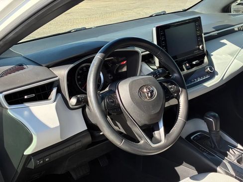 Used 2022 Toyota Corolla SE w/ Carpet Mat Package (TMS) FWD image 17