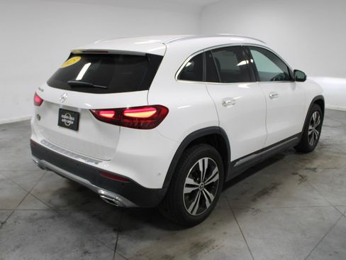Used 2025 Mercedes-Benz GLA 250 image 9