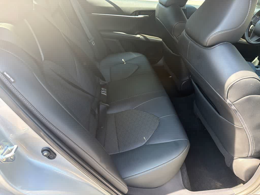 Used 2022 Toyota Camry XSE FWD image 14