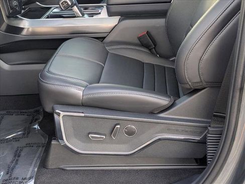 New 2026 Ford F150 Platinum AWD/4WD image 4