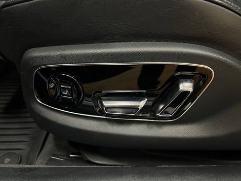 Used 2019 Audi A8 L 4.0T image 29