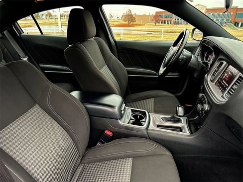 Used 2023 Dodge Charger SXT image 23