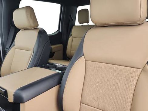 New 2026 Ford F250 Lariat w/ Chrome Package image 9