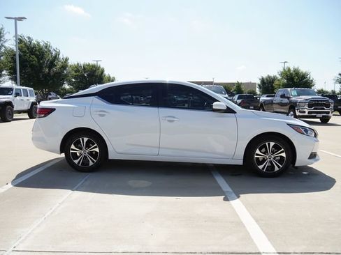 Used 2022 Nissan Sentra SV w/ Trunk Package FWD image 9