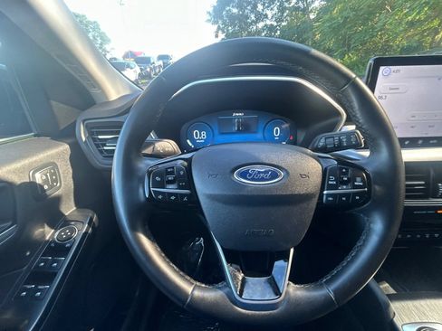 Used 2024 Ford Escape Platinum AWD/4WD image 23