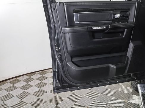 Used 2016 RAM 1500 Limited image 32