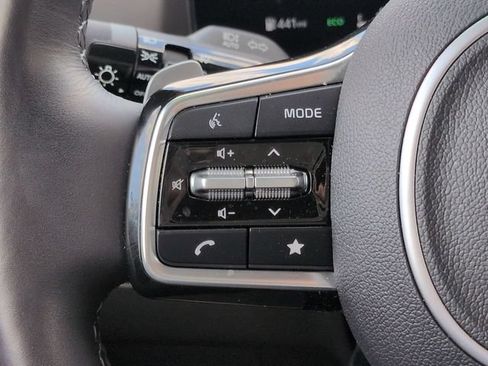 Used 2025 Kia Carnival SX Prestige FWD image 26