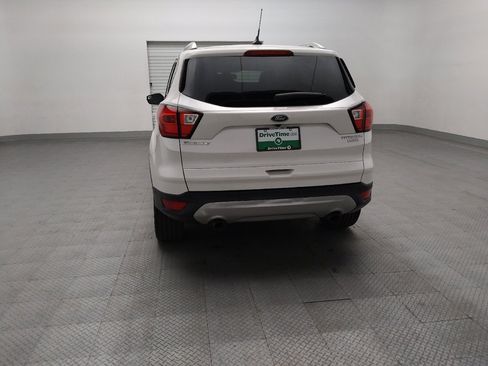 Used 2019 Ford Escape Titanium FWD image 6