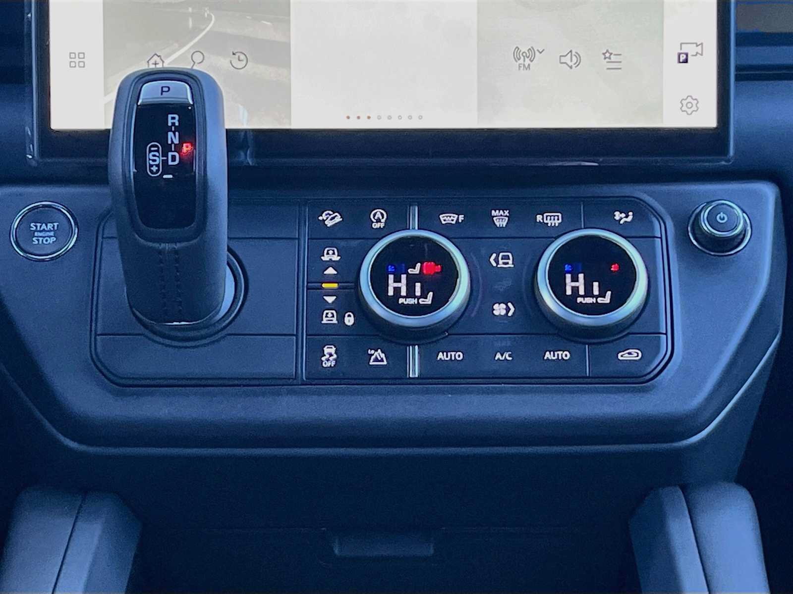 New 2026 Land Rover Defender 110 S AWD/4WD image 10