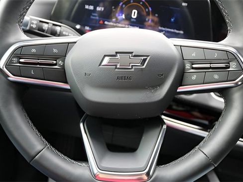 Used 2025 Chevrolet Equinox LT w/ Midnight Edition image 20