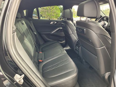 Used 2021 BMW X6 M50i w/ Executive Package image 16