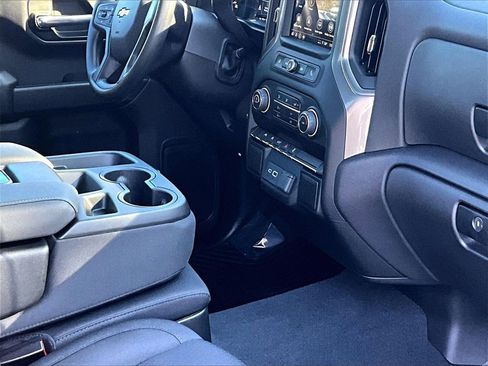 Certified 2026 Chevrolet Silverado 1500 W/T w/ WT Value Package image 17