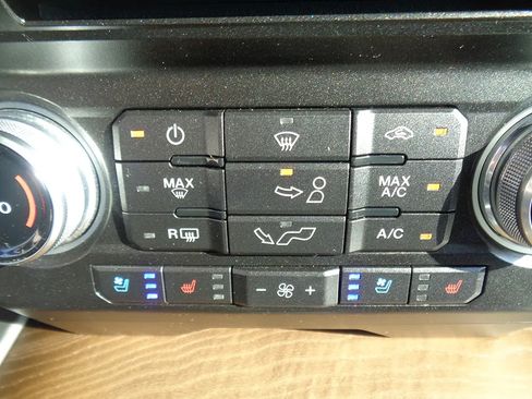 Used 2018 Ford F150 Limited w/ Trailer Tow Package AWD/4WD image 15