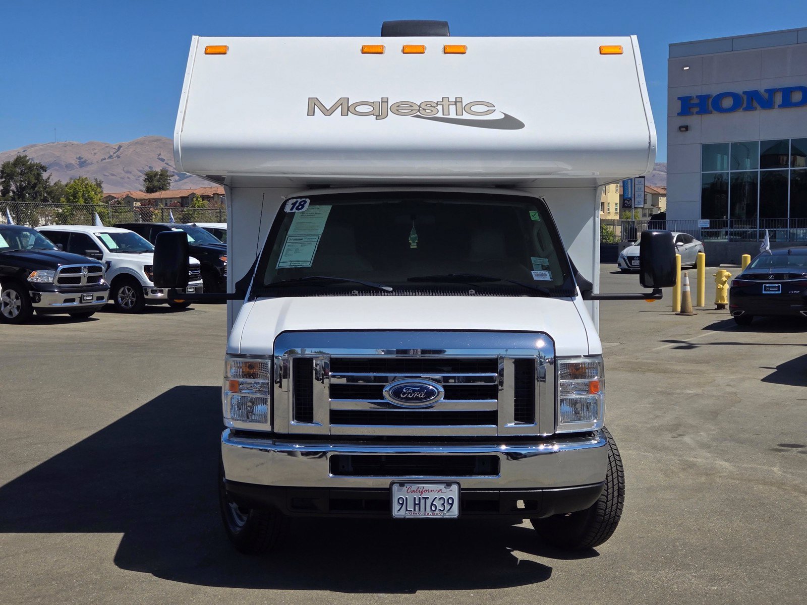 Used 2018 Ford E-350 and Econoline 350 Super Duty w/ Motorhome Prep Package RWD image 2