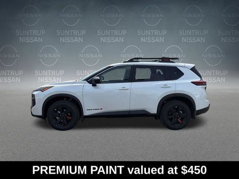 Used 2026 Nissan Rogue SV AWD/4WD image 2