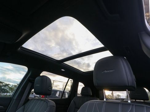Certified 2026 Buick Enclave Avenir image 22