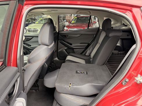 Used 2019 Subaru Crosstrek 2.0i Premium image 31