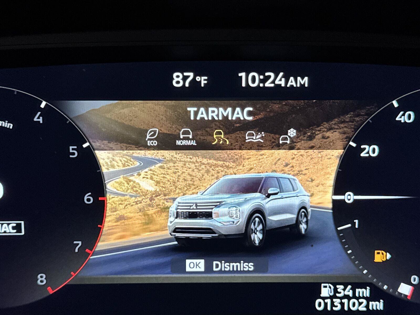Used 2025 Mitsubishi Outlander SEL FWD image 12