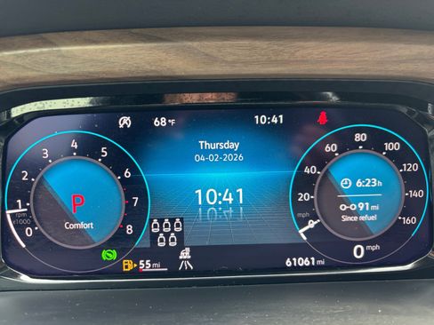 Used 2024 Volkswagen Atlas SE image 2