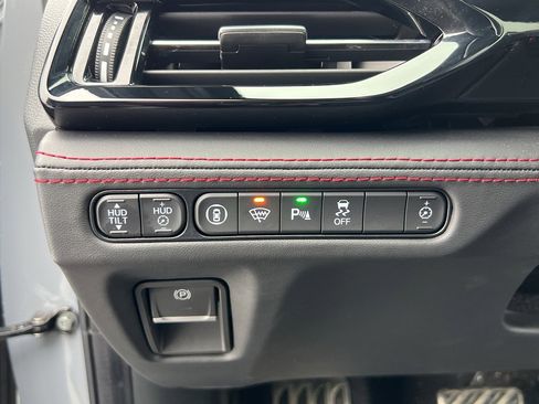 Used 2025 Acura MDX A-Spec image 16