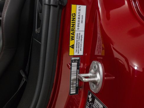 Used 2025 Ferrari 296 GTS image 35