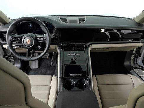 New 2026 Porsche Panamera RWD image 19