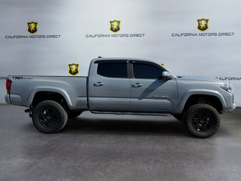 Used 2019 Toyota Tacoma TRD Sport RWD image 6