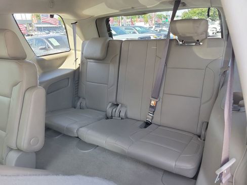 Used 2019 Chevrolet Tahoe LT RWD image 16