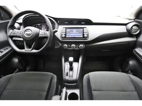 Used 2025 Nissan Kicks Play S image 7