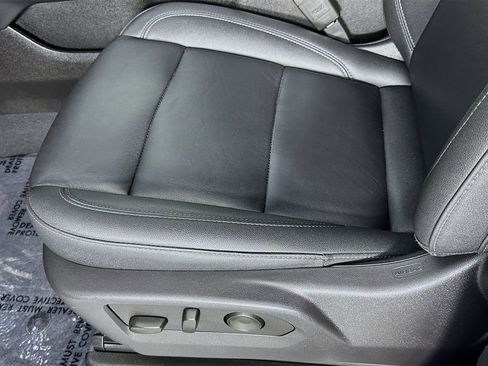 Used 2025 Chevrolet Tahoe LT AWD/4WD image 19
