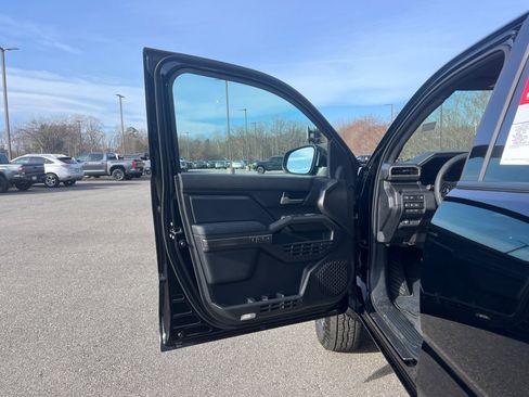 Certified 2026 Toyota Tacoma TRD Off-Road w/ TRD Off Road Upgrade Package image 30