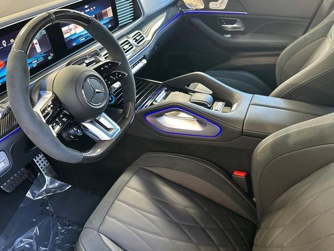New 2026 Mercedes-Benz GLS 63 AMG 4MATIC image 4