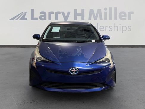 Used 2016 Toyota Prius Two FWD image 8