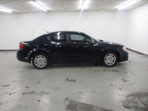 Used 2014 Dodge Avenger SE w/ Quick Order Package 27Z SE V6 FWD image 8