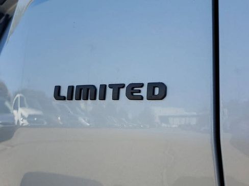 New 2026 Jeep Cherokee Limited image 7