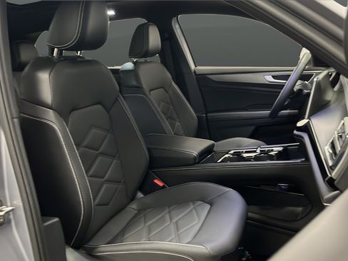 Used 2024 Volkswagen Atlas Cross Sport SE w/ Panoramic Sunroof Package AWD/4WD image 24
