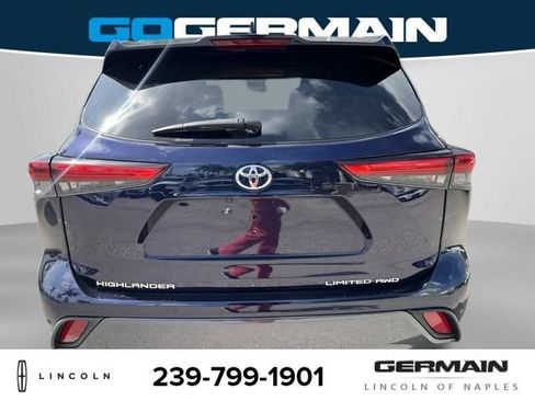 Used 2020 Toyota Highlander Limited AWD/4WD image 6