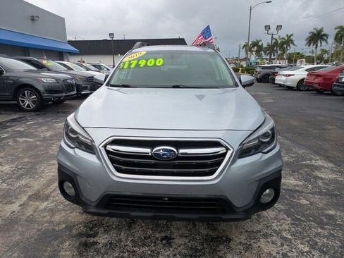 Used 2019 Subaru Outback 2.5i Limited image 2