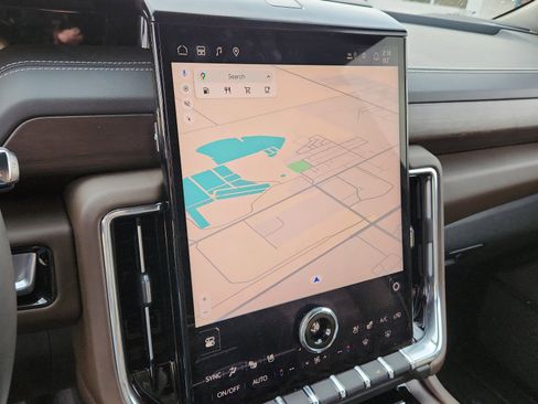 Used 2025 GMC Yukon XL Denali Ultimate w/ LPO, Floor Liner Package image 15