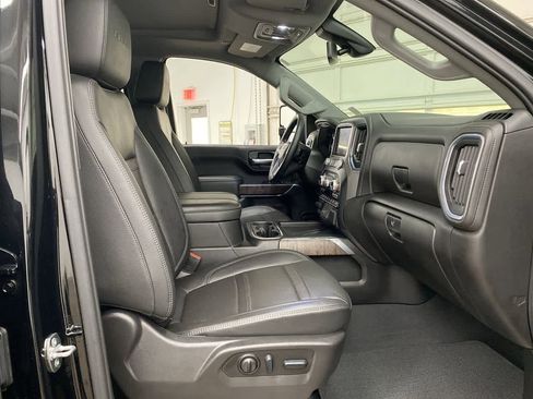 Used 2023 GMC Sierra 3500 Denali image 18