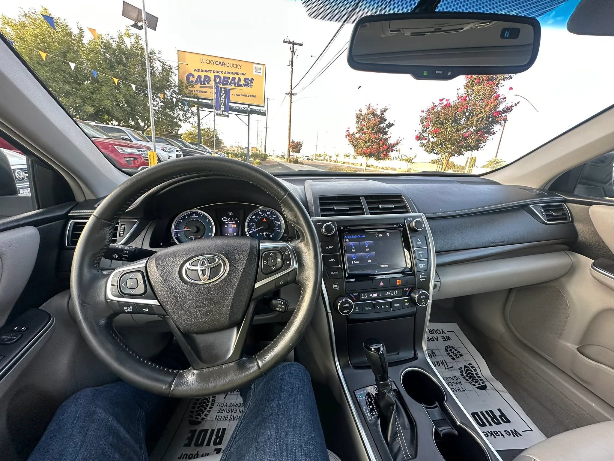 Used 2016 Toyota Camry XLE FWD image 24