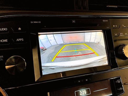 Used 2017 Toyota Avalon Limited w/ All Weather Liner Package image 20