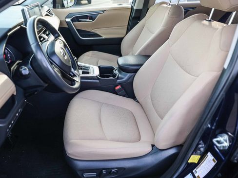 Certified 2022 Toyota RAV4 XLE w/ Convenience Package image 10