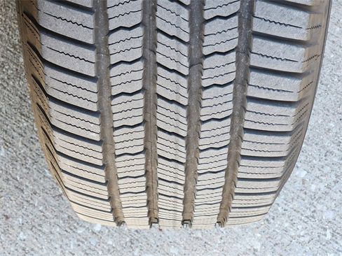 Used 2015 Jeep Grand Cherokee Limited image 10