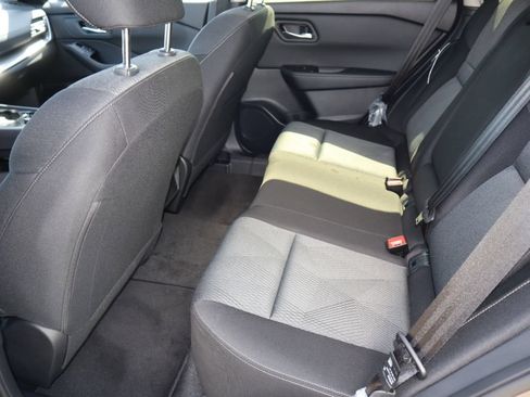 Certified 2025 Nissan Rogue SV AWD/4WD image 16
