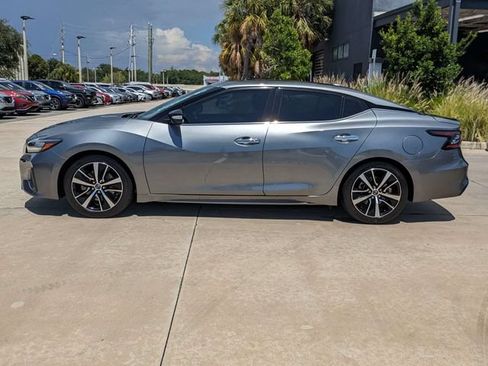Used 2023 Nissan Maxima SV w/ Floor Mat Group FWD image 9