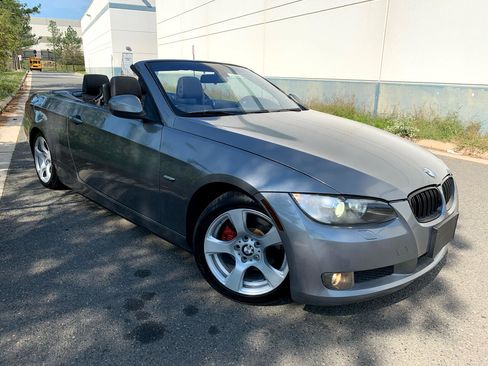 Used 2010 BMW 328i Convertible image 14