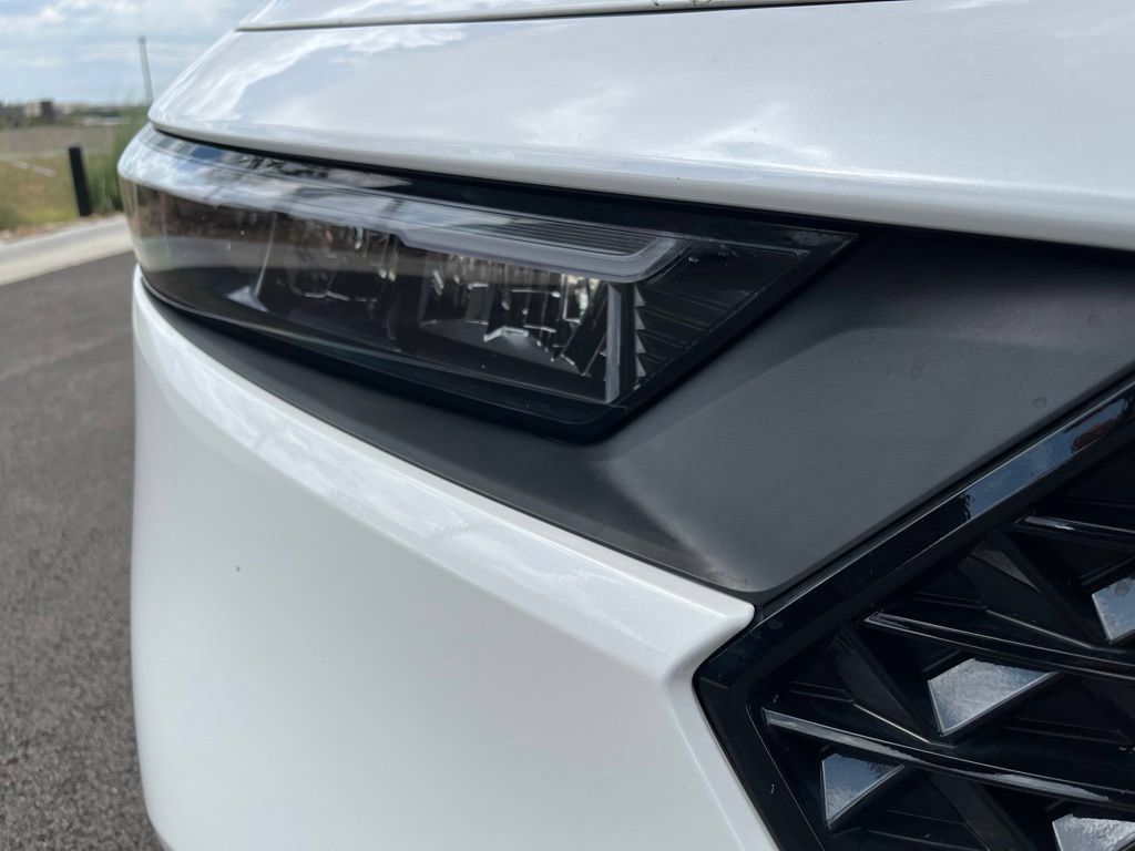 Certified 2025 Honda Accord LX image 13