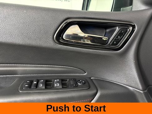 Used 2024 Dodge Durango GT RWD image 11