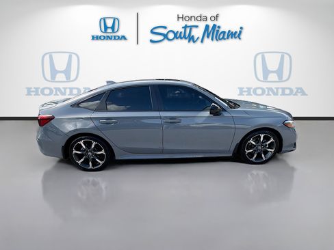 Used 2025 Honda Civic Sport Touring image 8